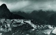 5. Hiram Bingham - Per - 1912. Pochi luoghi al mondo erano piu spettacolari del Machu Picchu soprattutto dopo che un esercito di indigeni armati di machete aveva eliminato la vegetazione che ostruiva la vista al fotografo